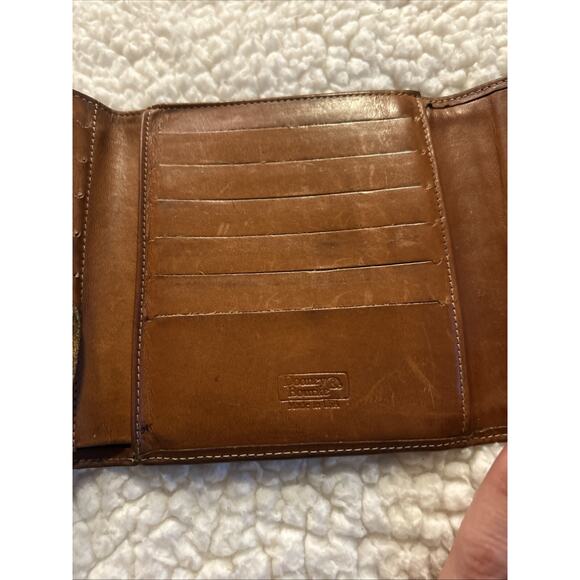 Vtg Dooney & Bourke French wallet Change Bone & British Tan Trim Kisslock small - Picture 5 of 8